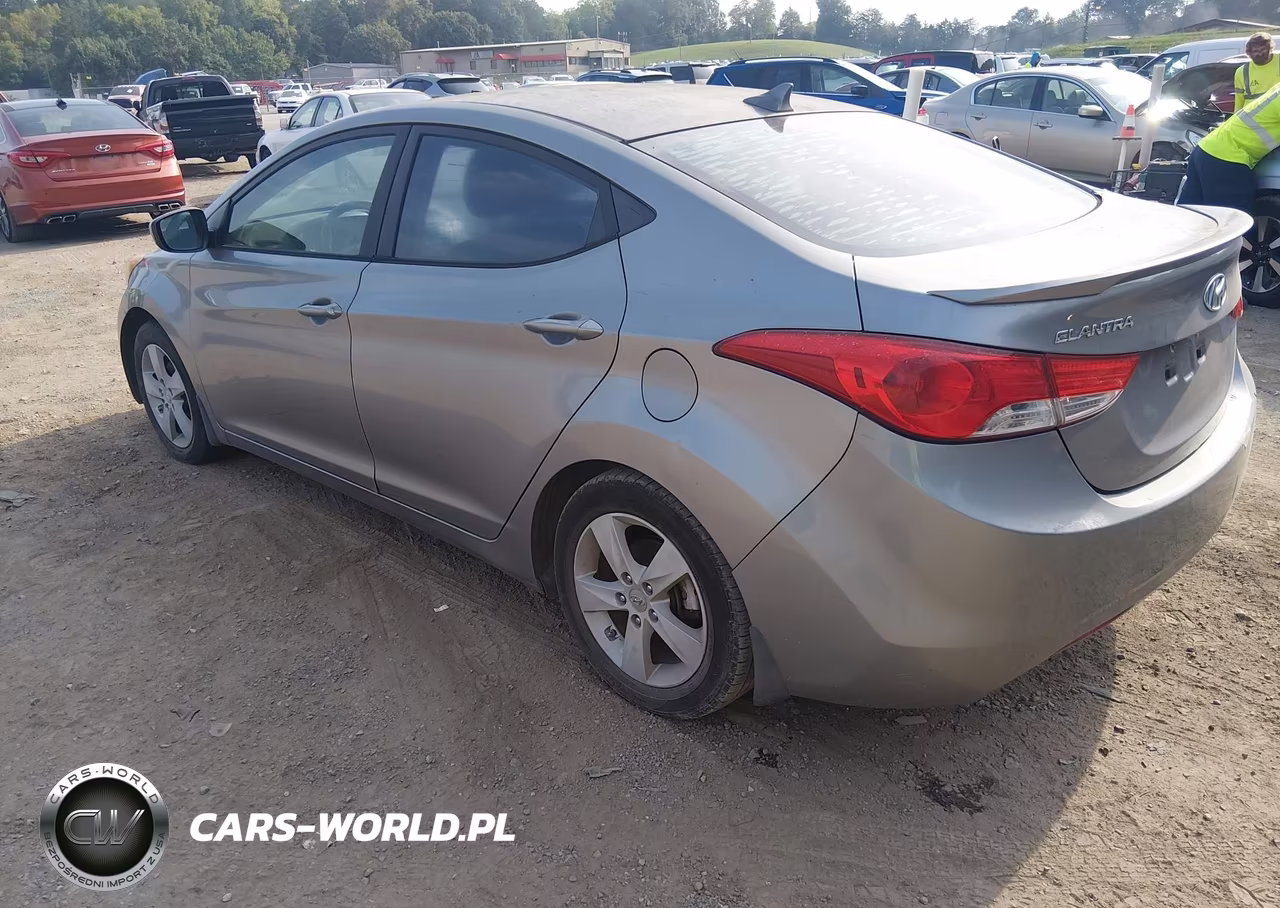 2013 Hyundai Elantra Gls VIN:KMHDH4AE2DU539077 - 3