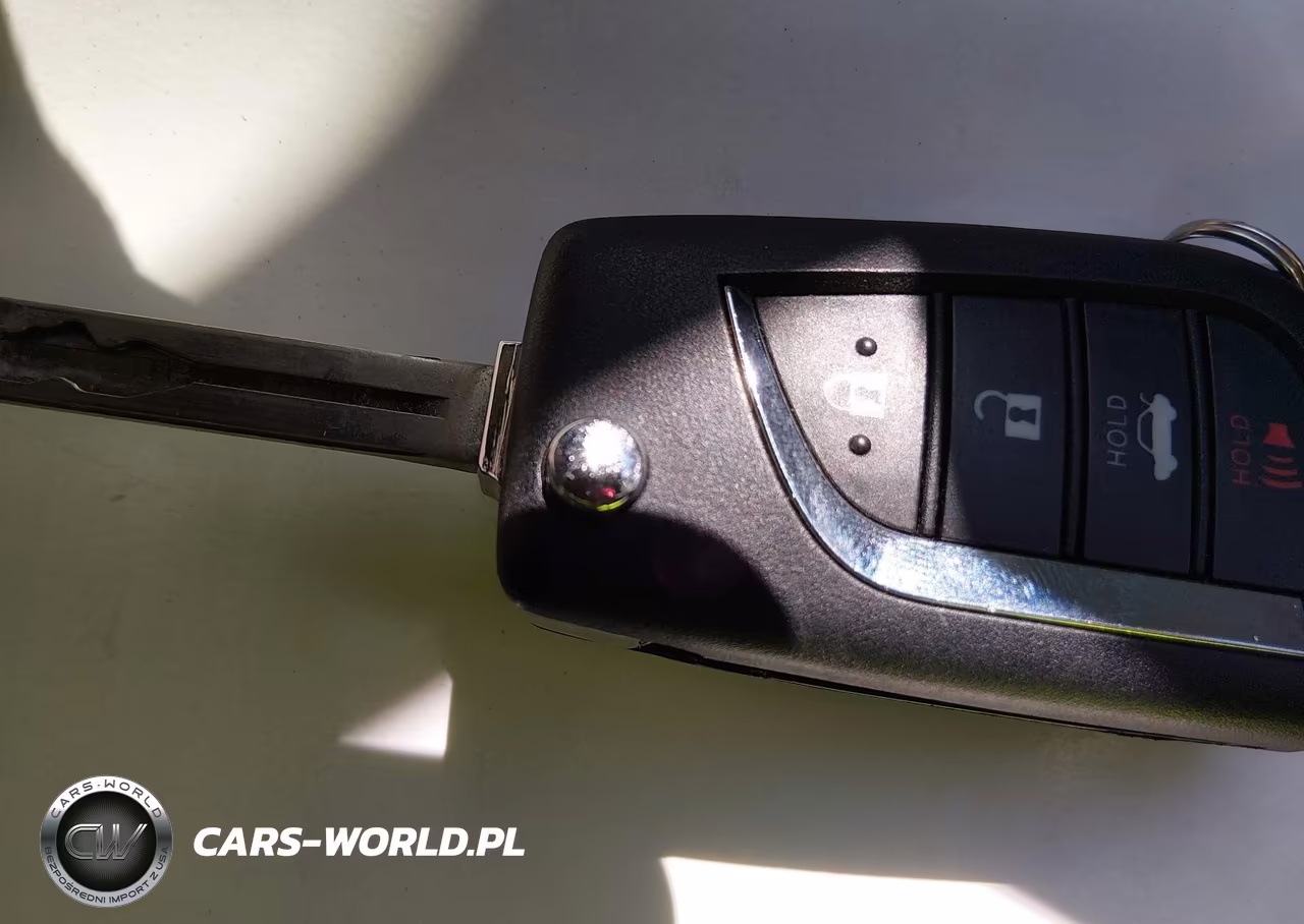 2026 Toyota Corolla Hybrid Hybrid Le VIN:JTDBCMFE4T3121188 - 11