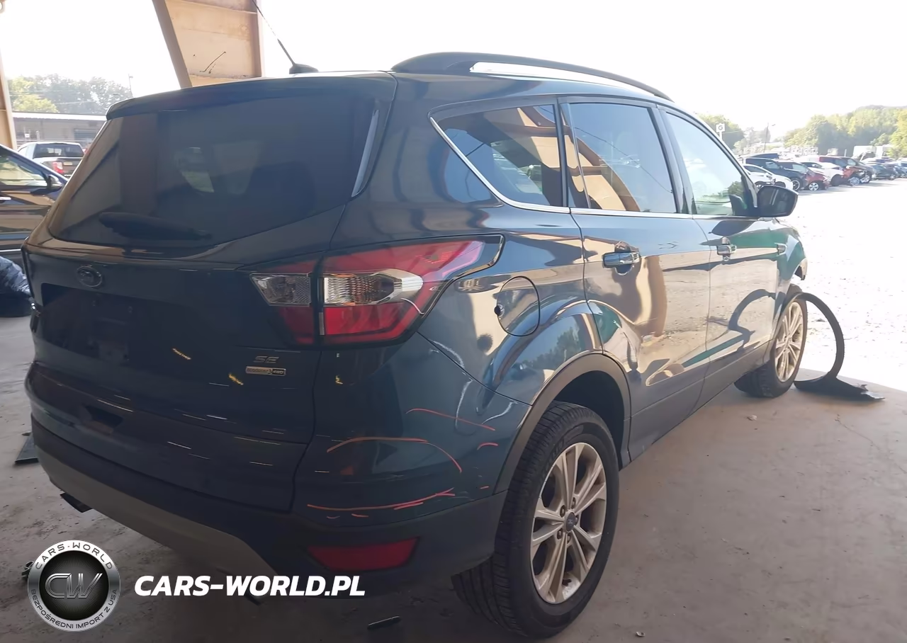 2018 Ford Escape Se VIN:1FMCU9GD0JUB35757 - 4
