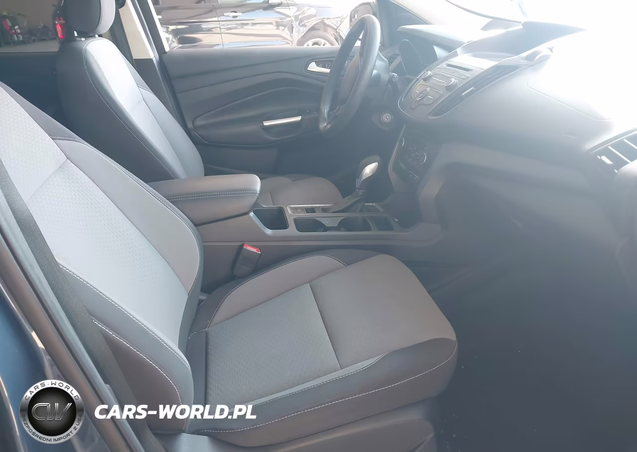 2018 Ford Escape Se VIN:1FMCU9GD0JUB35757 - 5