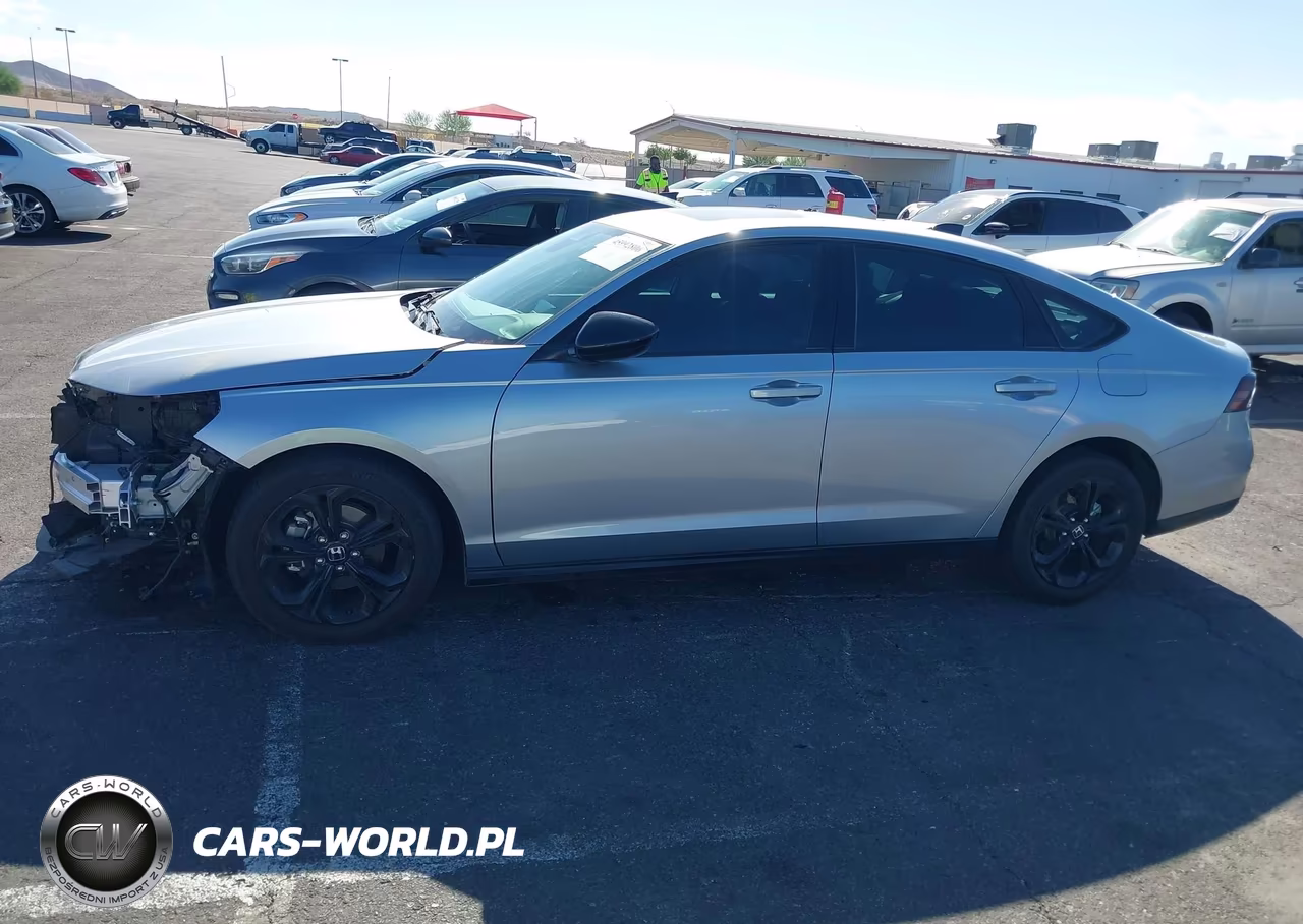 2025 Honda Accord Se VIN:1HGCY1F4XSA026738 - 15
