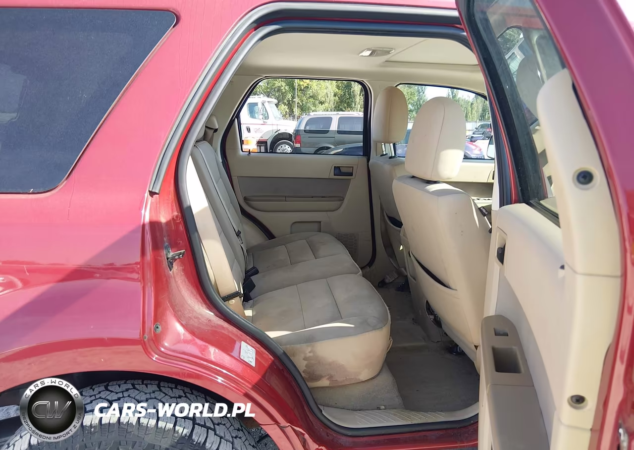 2011 Ford Escape Xlt VIN:1FMCU0DG4BKA07349 - 8
