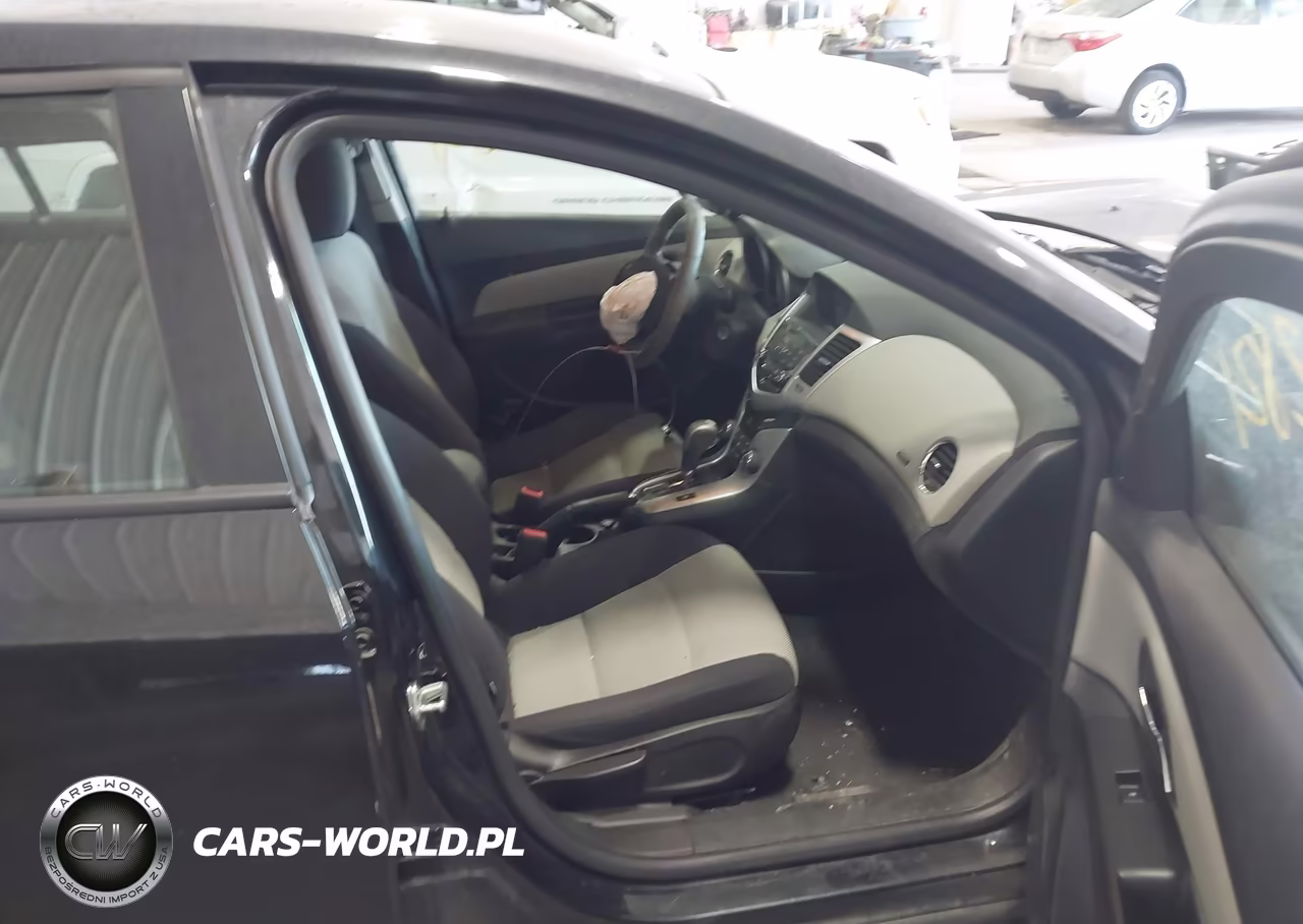 2013 Chevrolet Cruze Ls Auto VIN:1G1PA5SH1D7315813 - 5