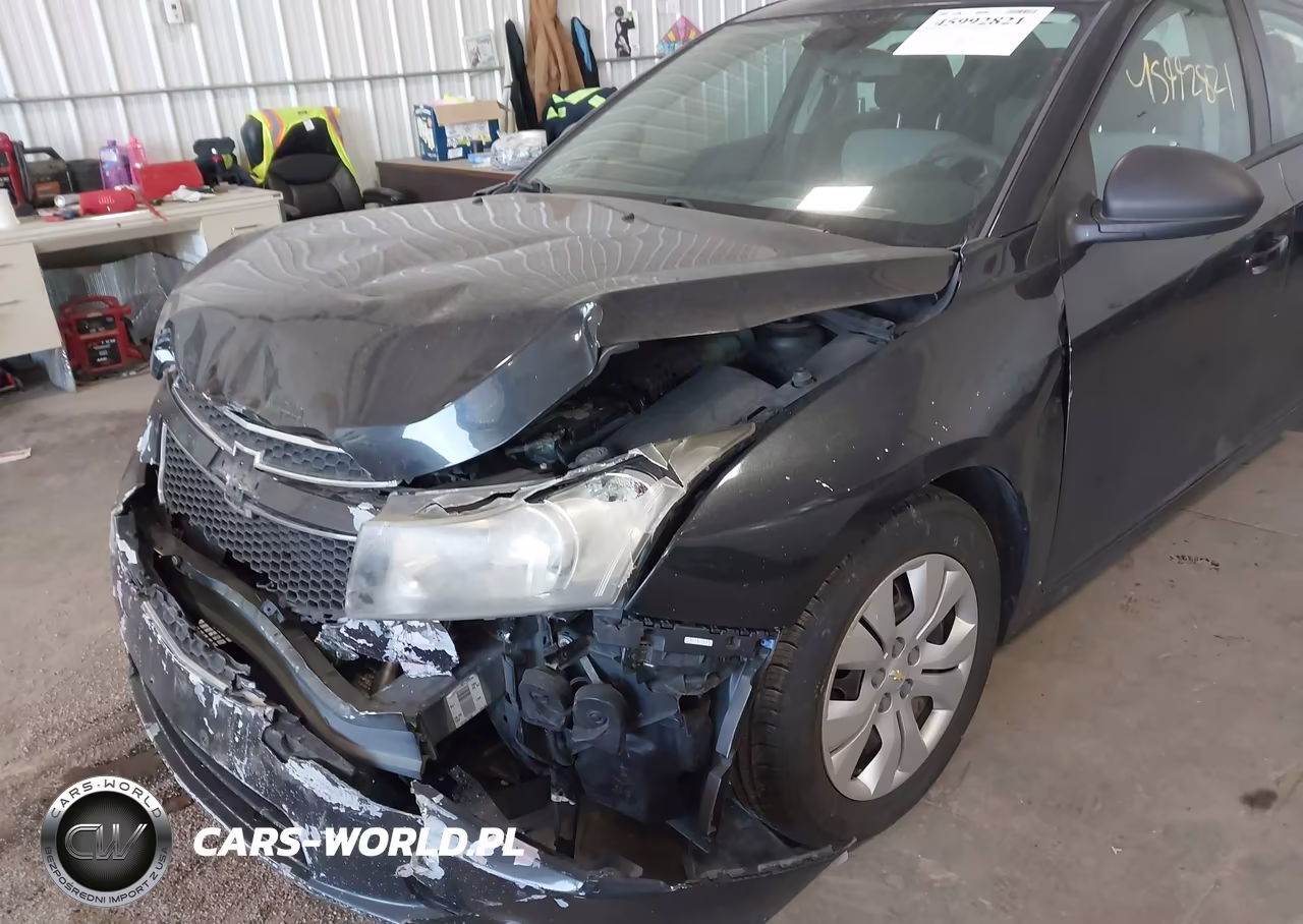 2013 Chevrolet Cruze Ls Auto VIN:1G1PA5SH1D7315813 - 6