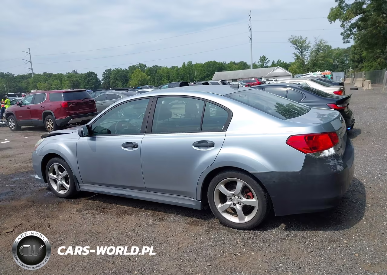 2014 Subaru Legacy 2.5I Premium VIN:4S3BMCC65E3037341 - 14
