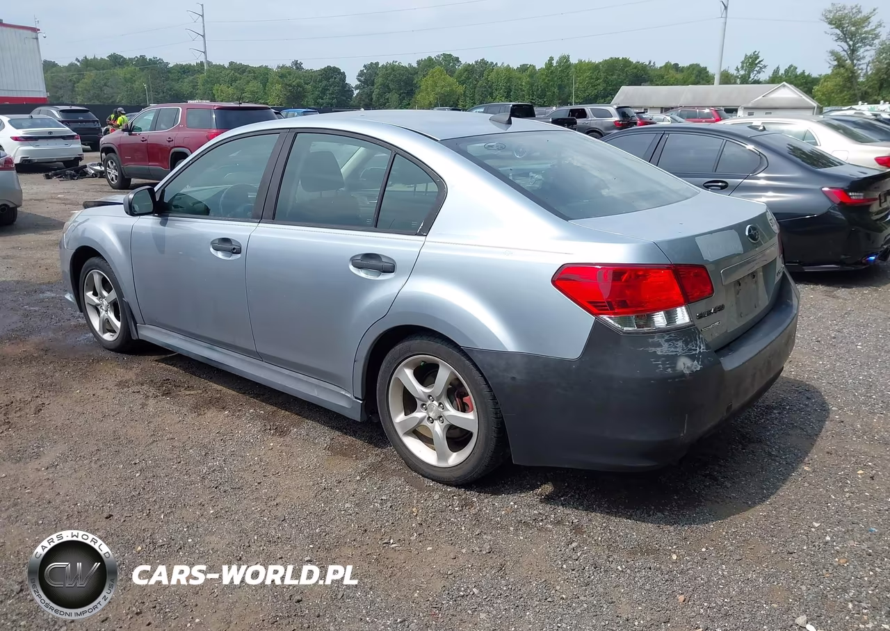 2014 Subaru Legacy 2.5I Premium VIN:4S3BMCC65E3037341 - 3