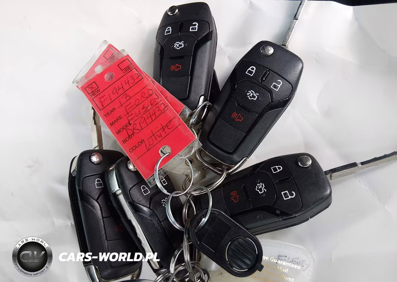 2013 Ford Fusion Hybrid Se VIN:3FA6P0LU9DR194432 - 11