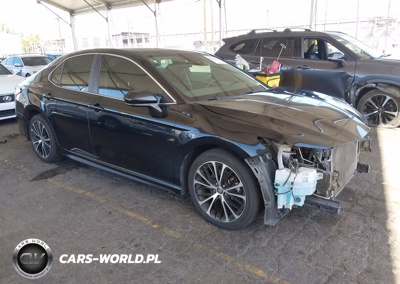 2020 Toyota Camry Se