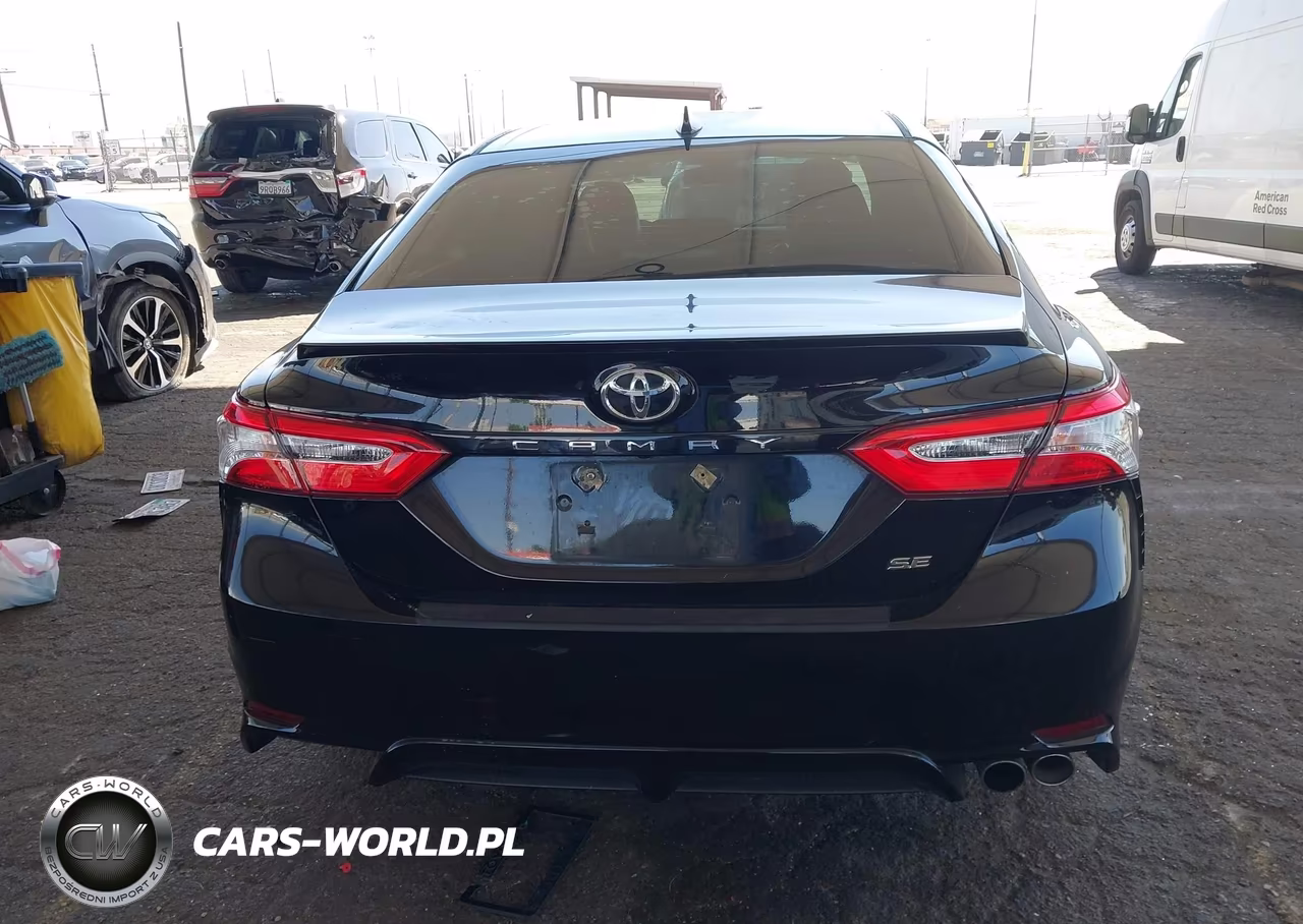 2020 Toyota Camry Se VIN:4T1G11AK9LU368655 - 17