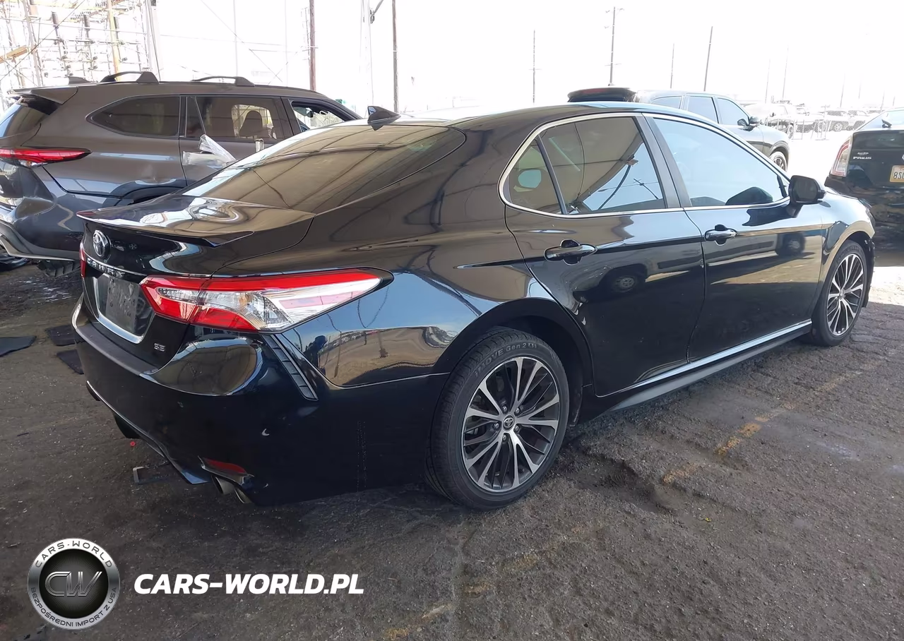 2020 Toyota Camry Se VIN:4T1G11AK9LU368655 - 4