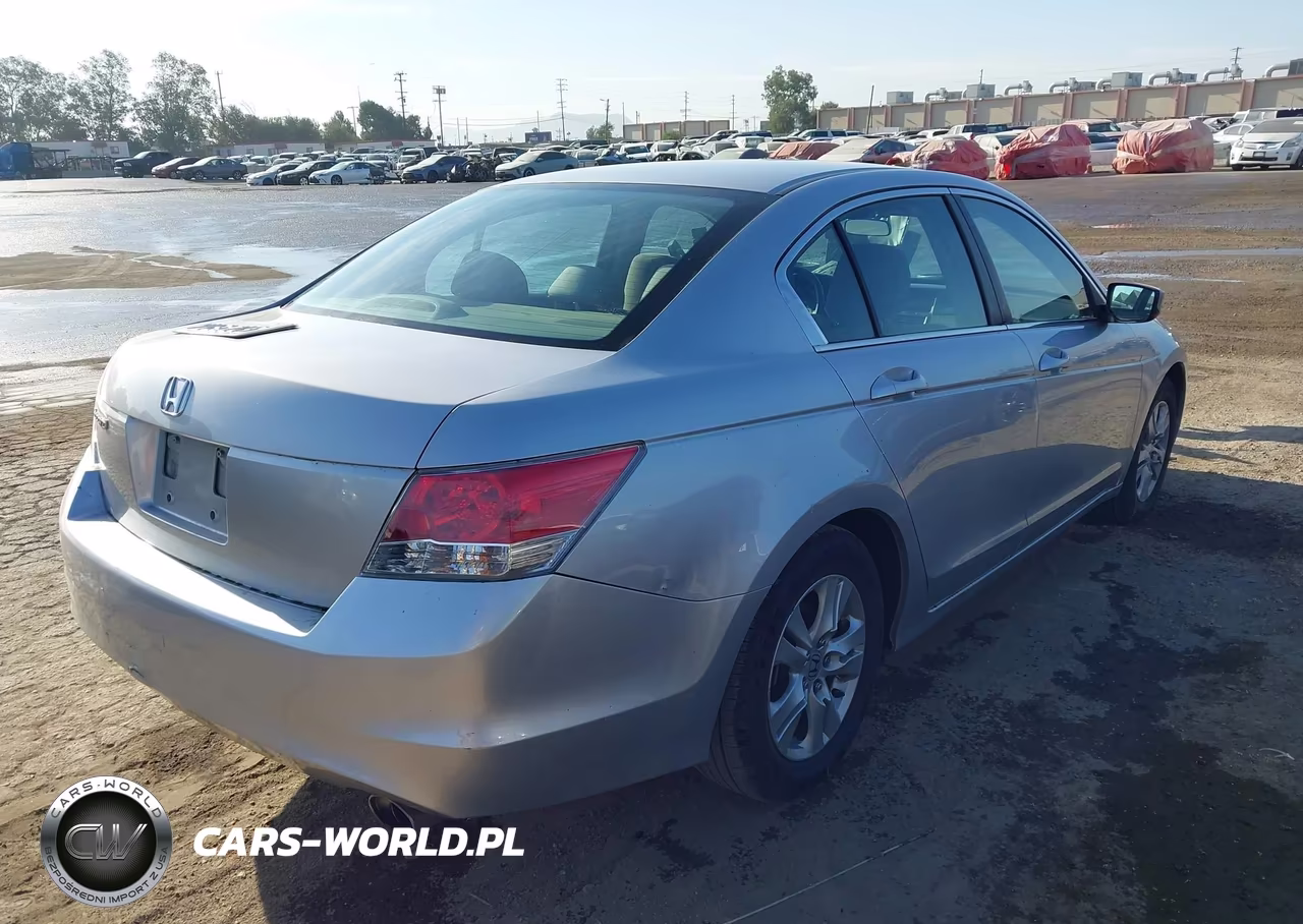 2010 Honda Accord Lxp VIN:1HGCP2F47AA074222 - 4