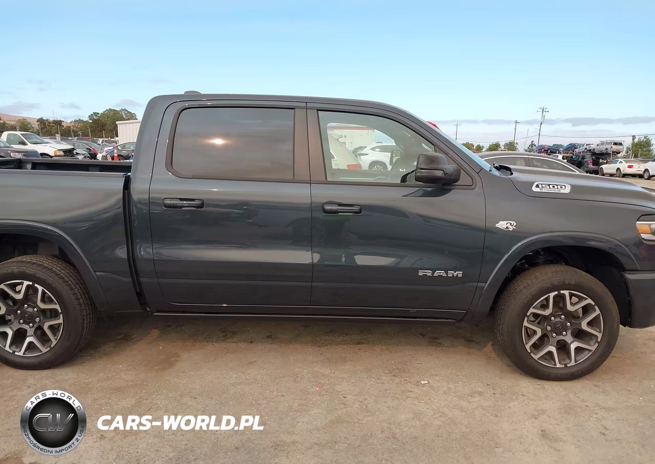 2026 Ram 1500 Laramie 4X4 5'7 Box VIN:1C6SRFJT8TN312821 - 14