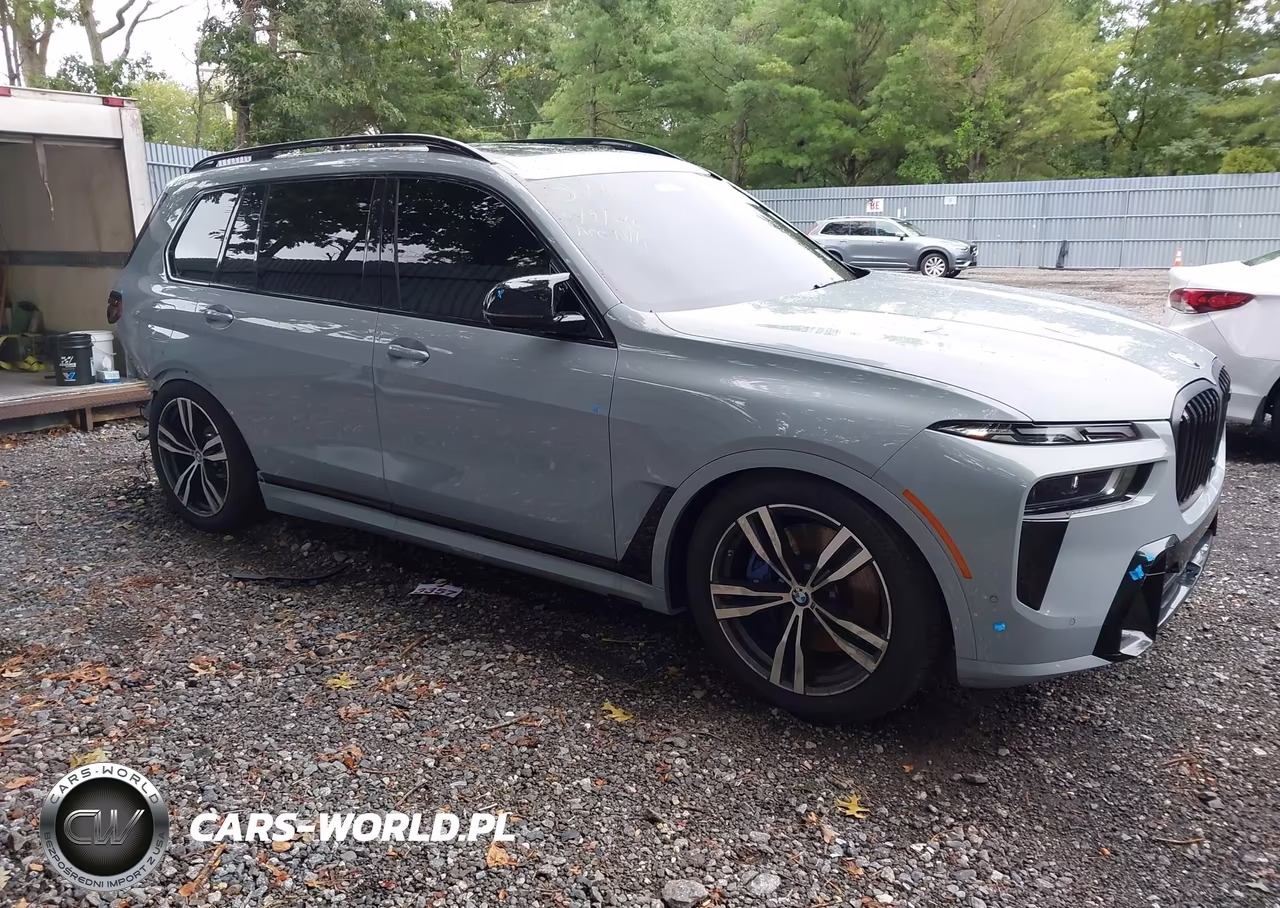 2024 BMW X7 M60I