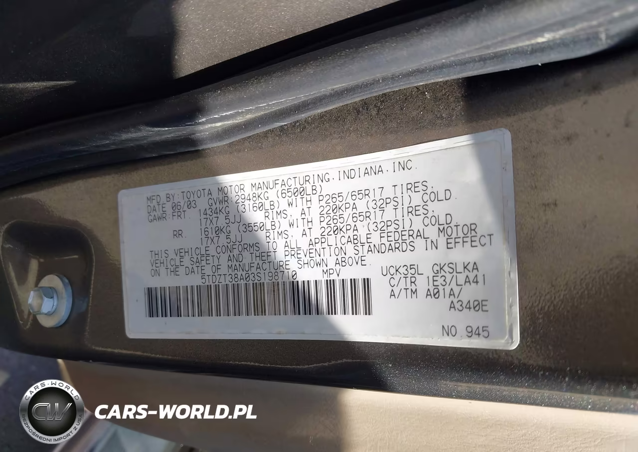 2003 Toyota Sequoia Limited V8 VIN:5TDZT38A03S198710 - 9