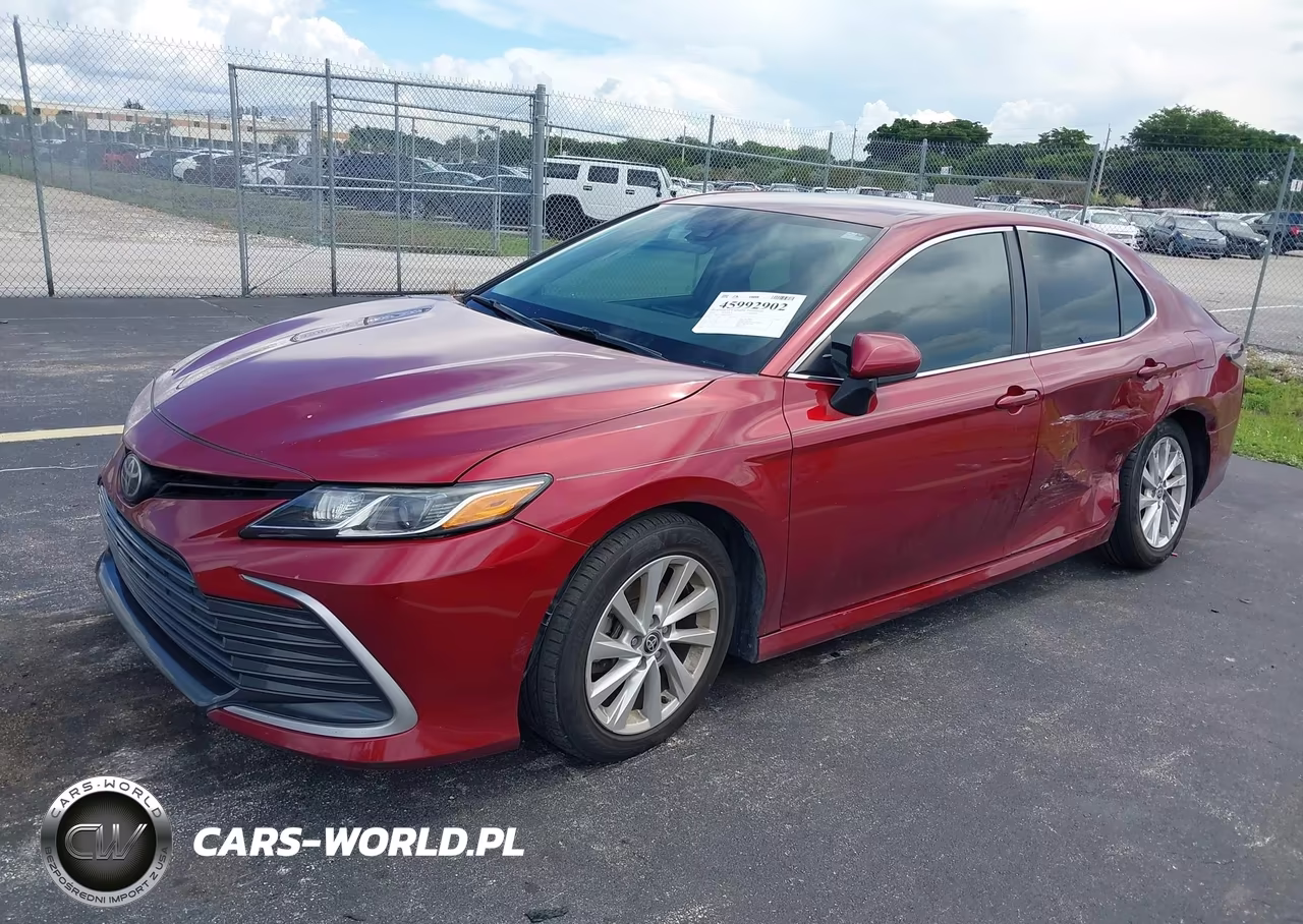 2021 Toyota Camry Le VIN:4T1C11AK4MU567807 - 2