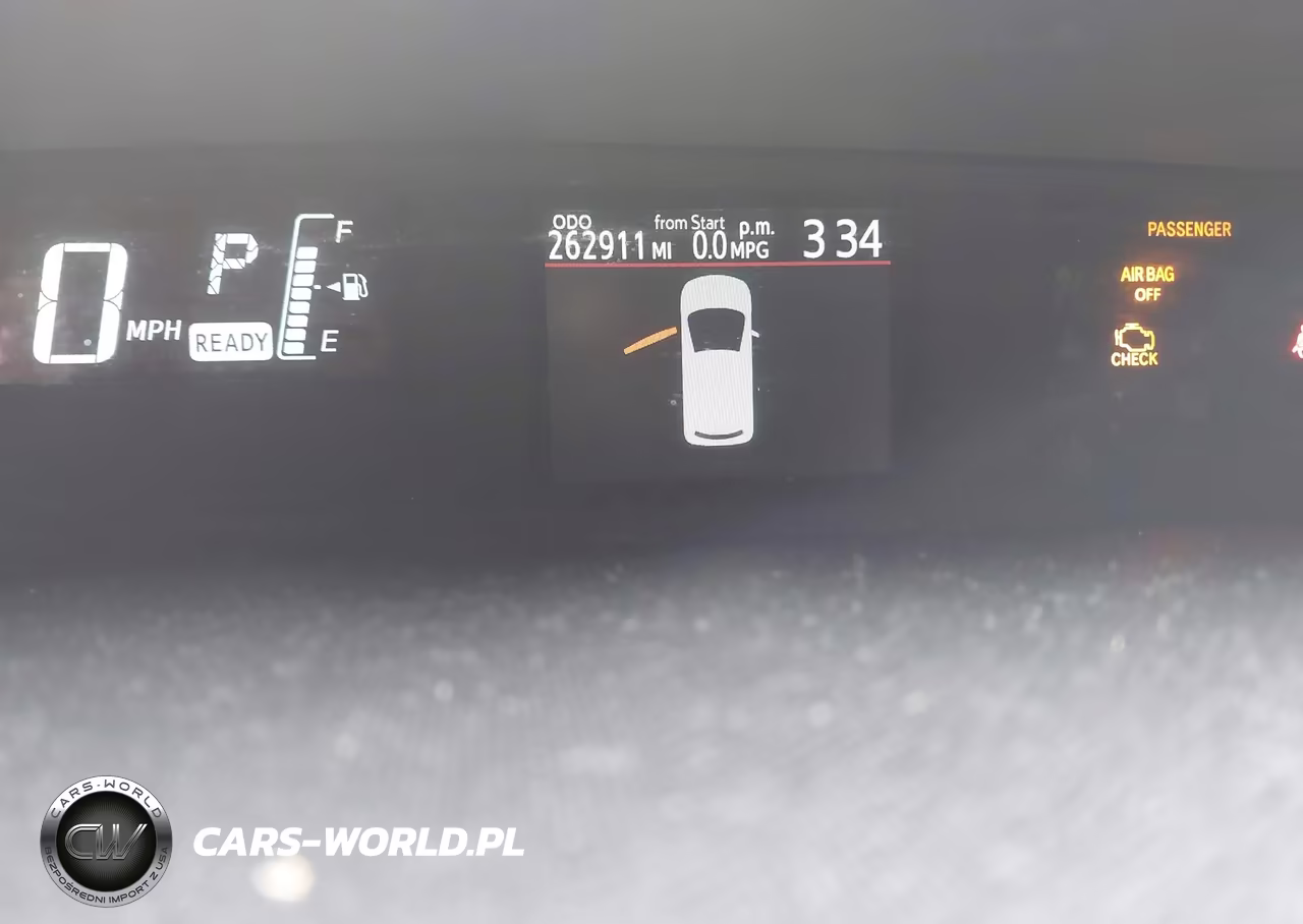 2015 Toyota Prius C Two VIN:JTDKDTB3XF1099581 - 7