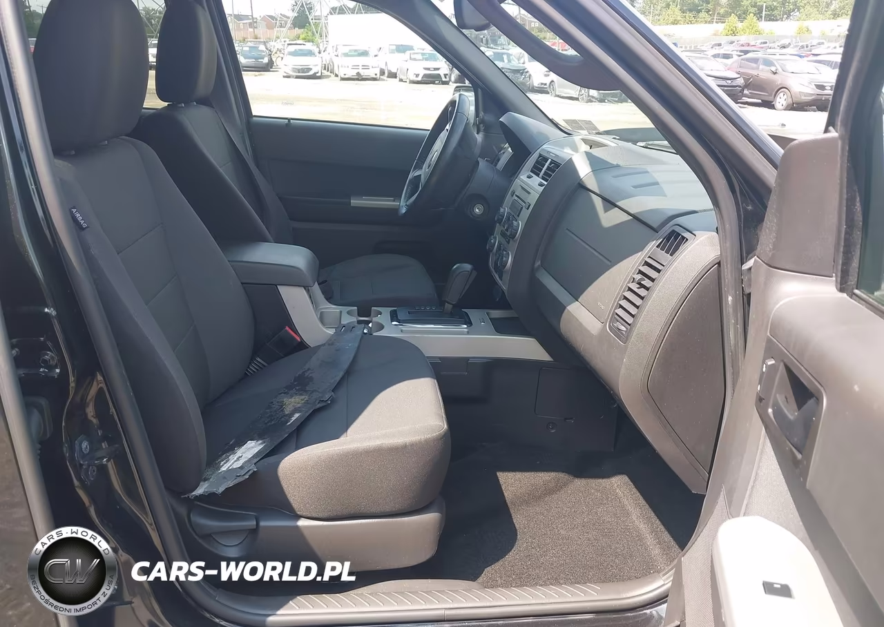 2011 Ford Escape Xlt VIN:1FMCU9D79BKC08345 - 5
