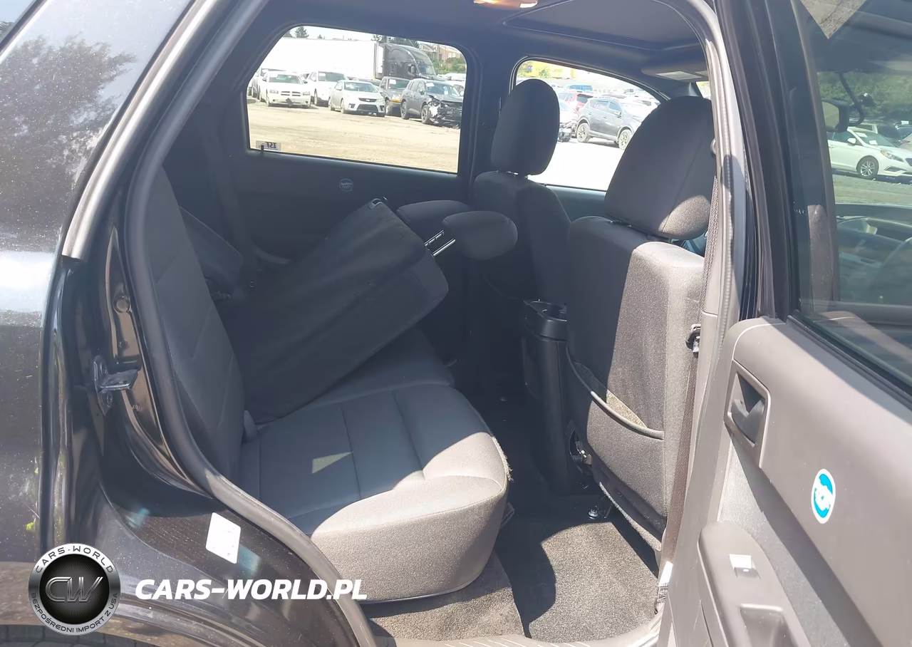 2011 Ford Escape Xlt VIN:1FMCU9D79BKC08345 - 8