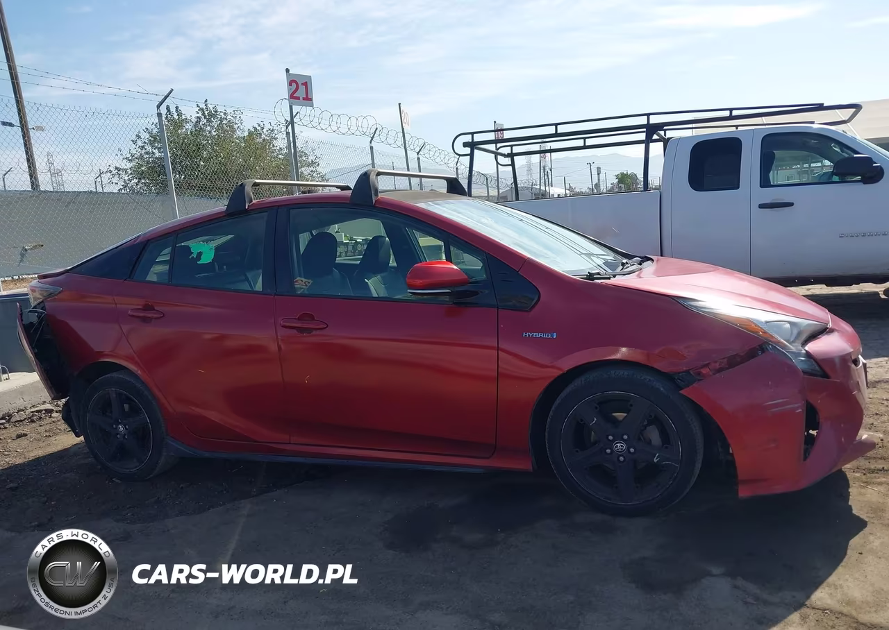 2016 Toyota Prius Three Touring VIN:JTDKARFU5G3524922 - 13