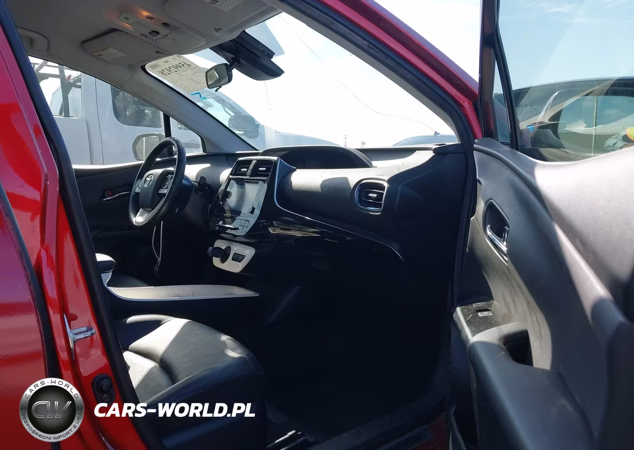 2016 Toyota Prius Three Touring VIN:JTDKARFU5G3524922 - 5