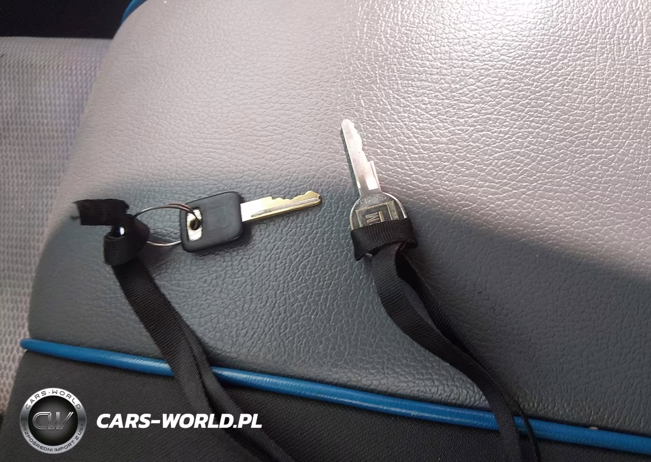 1988 Chevrolet Gmt-400 C1500 VIN:2GCDC14KXJ1123563 - 11