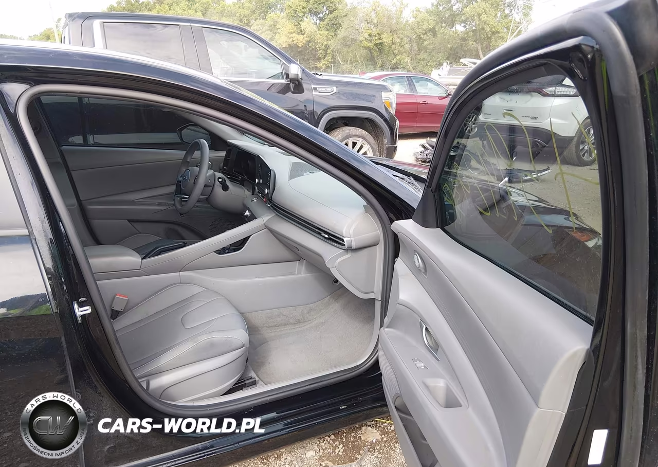2022 Hyundai Elantra Sel VIN:KMHLM4AG8NU246049 - 5