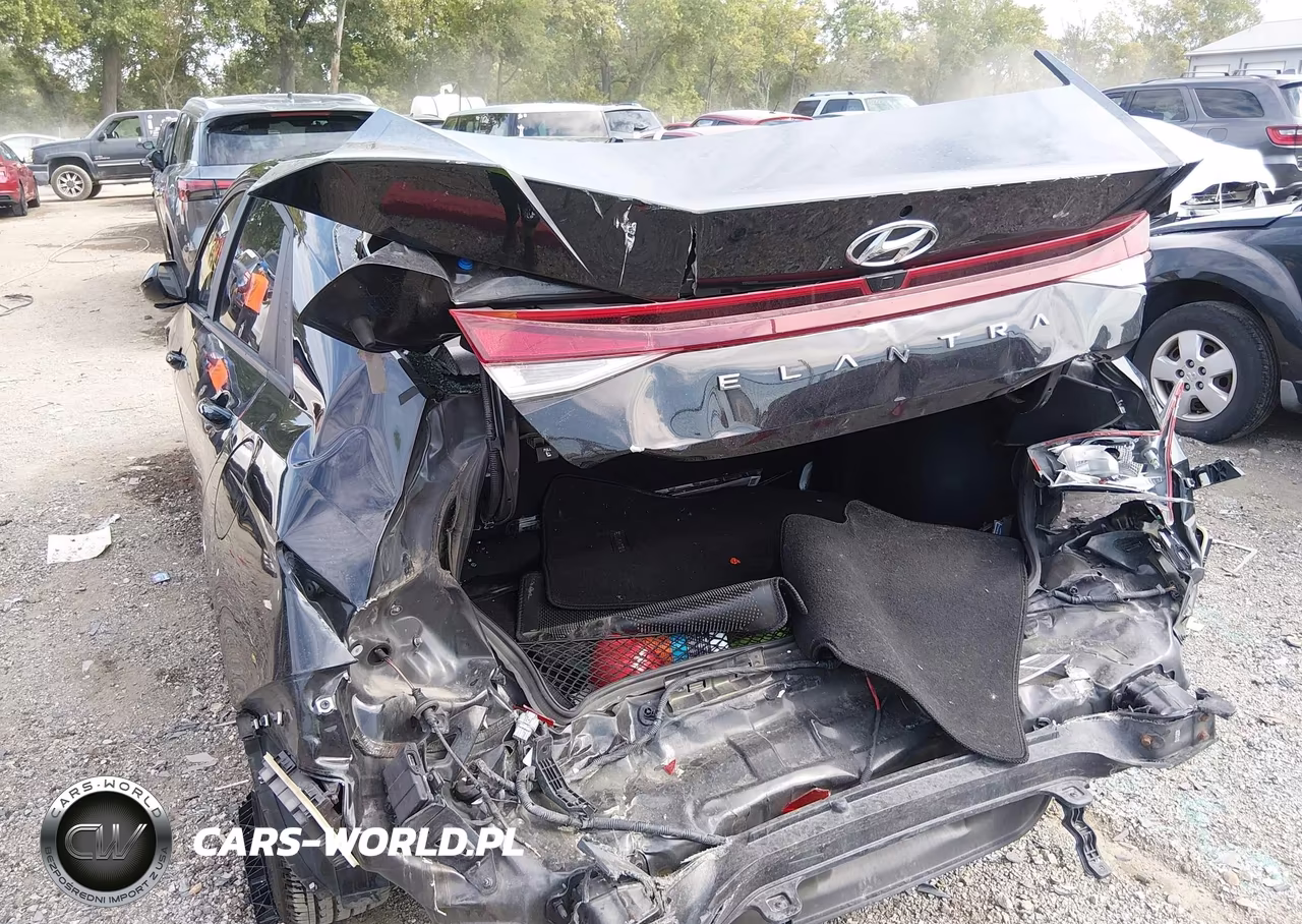 2022 Hyundai Elantra Sel VIN:KMHLM4AG8NU246049 - 6