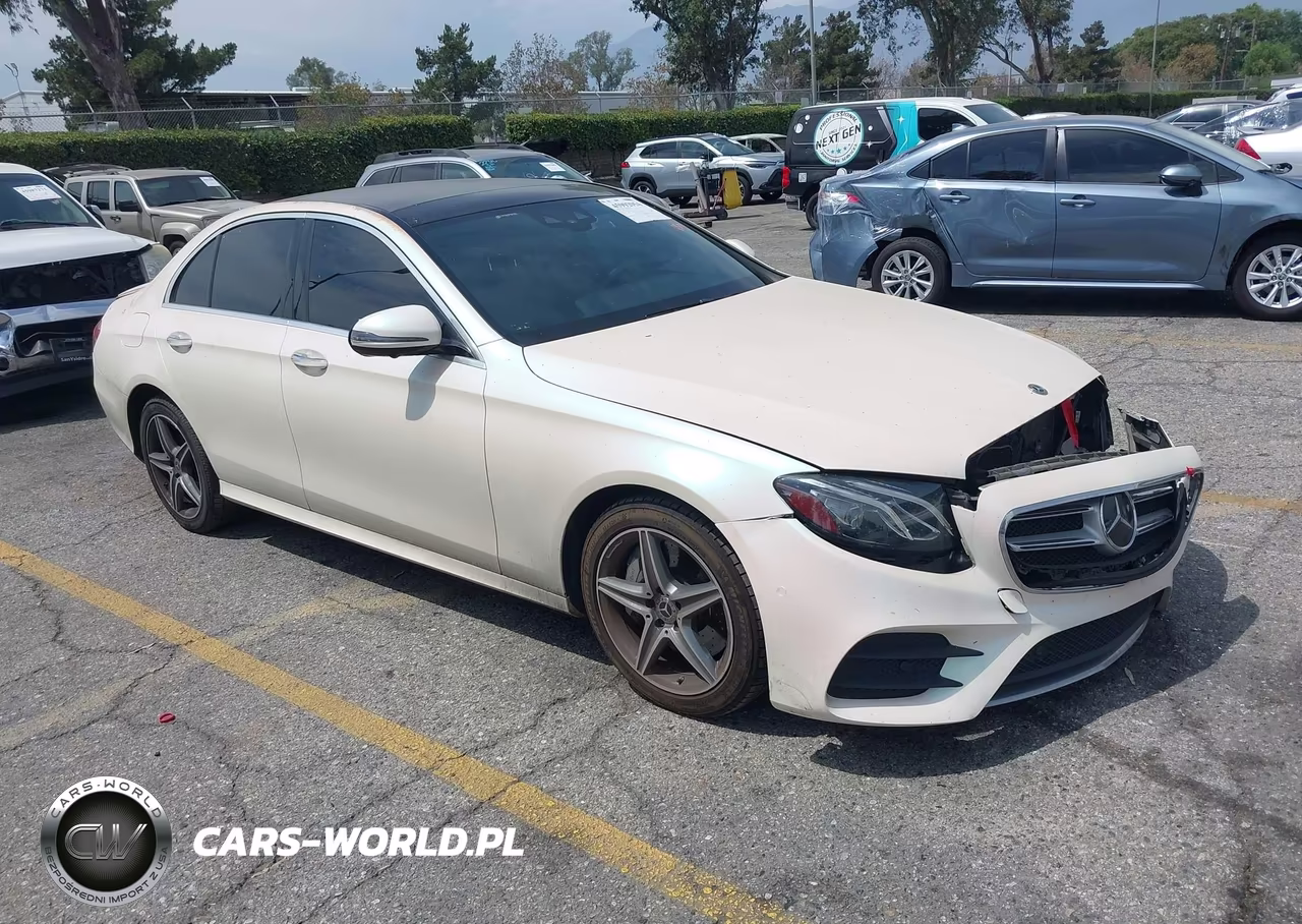 2019 Mercedes-Benz E 300