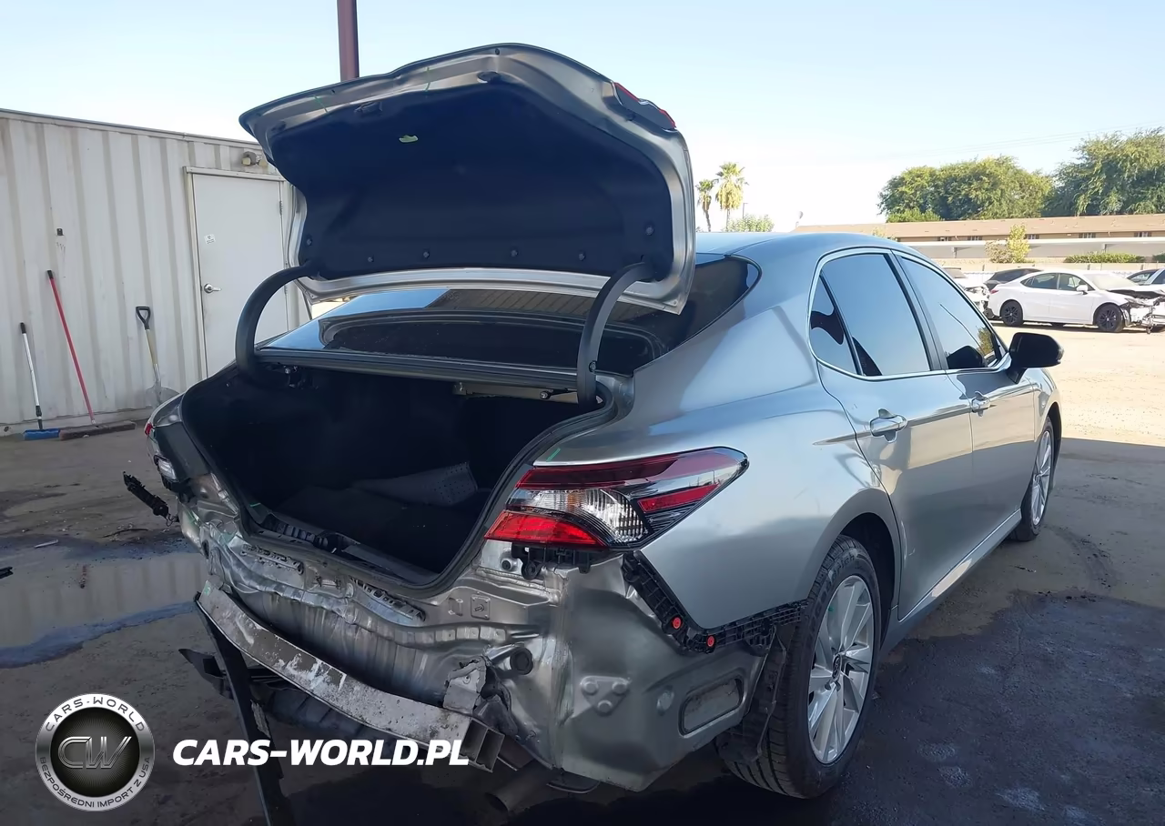 2022 Toyota Camry Le VIN:4T1C11AK6NU675637 - 4