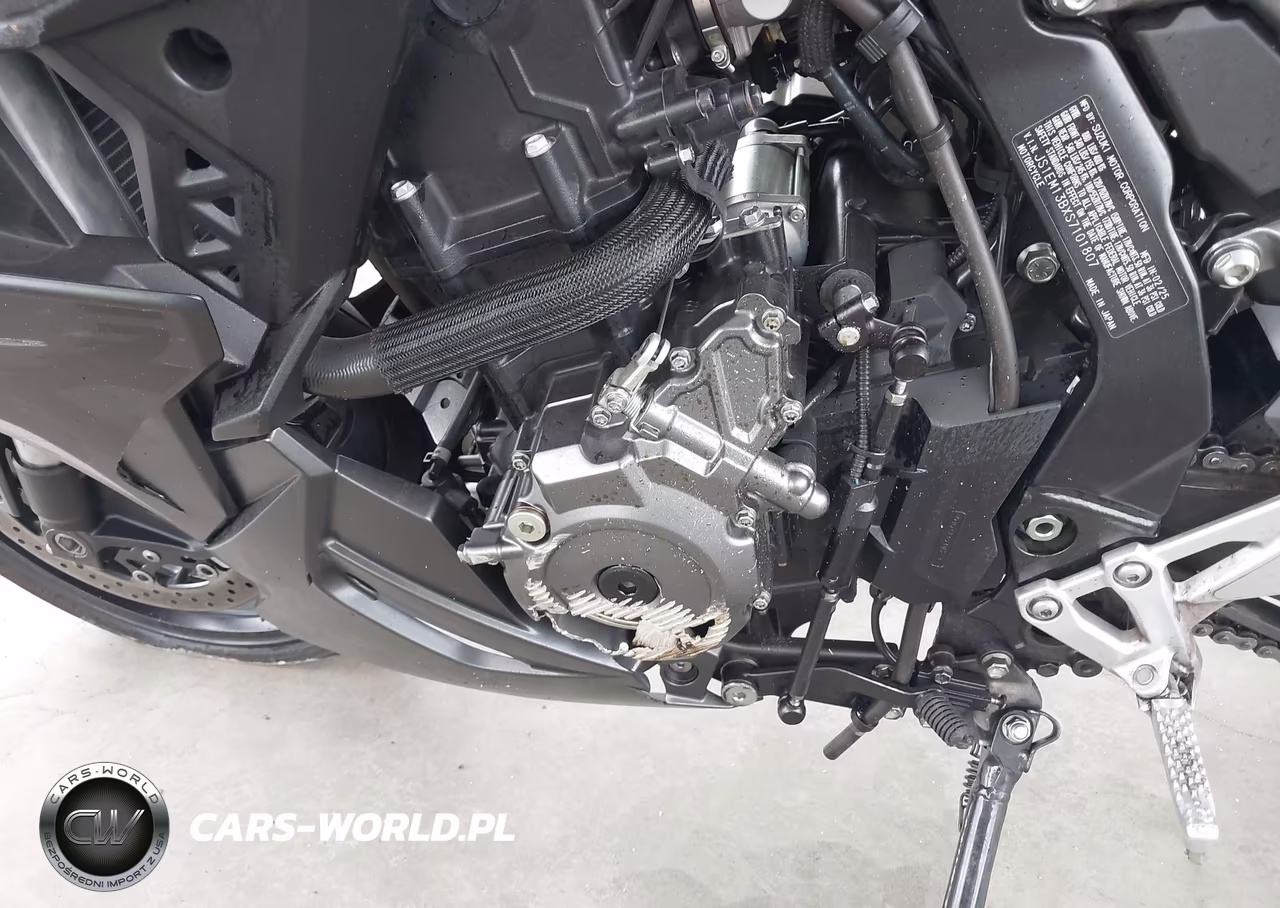2025 Suzuki Gsx800 F VIN:JS1EM13BXS7101807 - 9