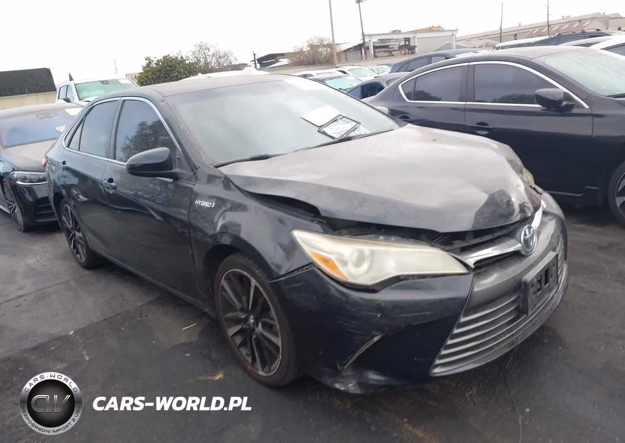 2016 Toyota Camry Hybrid Xle