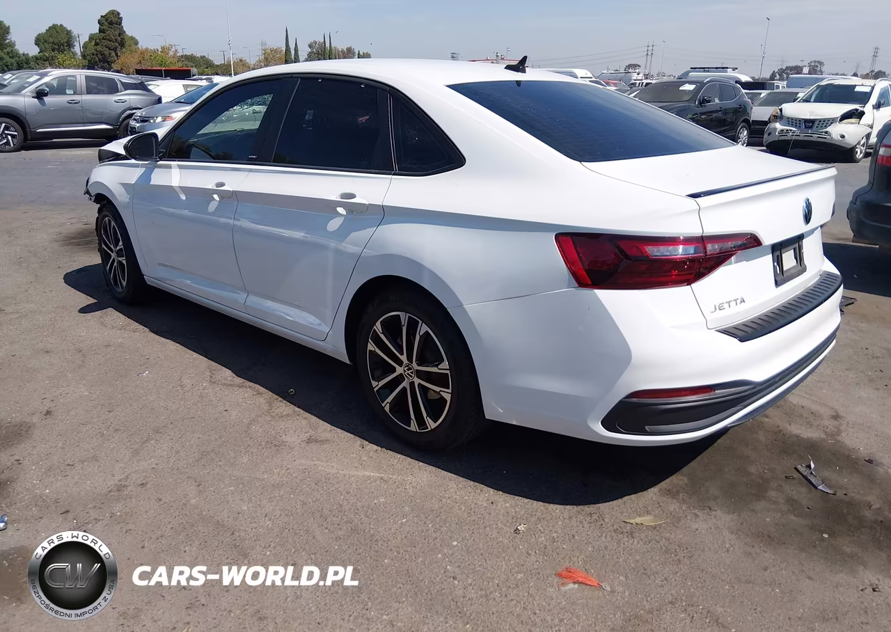 2023 Volkswagen Jetta 1.5T Sport VIN:3VWBM7BU1PM042753 - 3