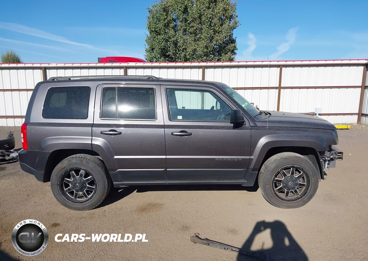 2016 Jeep Patriot Latitude VIN:1C4NJRFB9GD730492 - 14