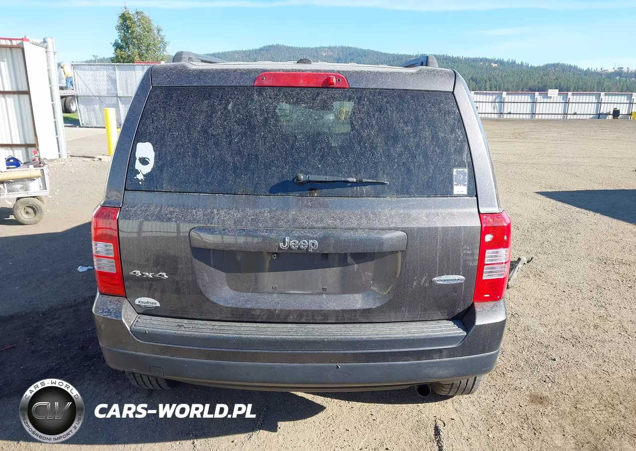 2016 Jeep Patriot Latitude VIN:1C4NJRFB9GD730492 - 17