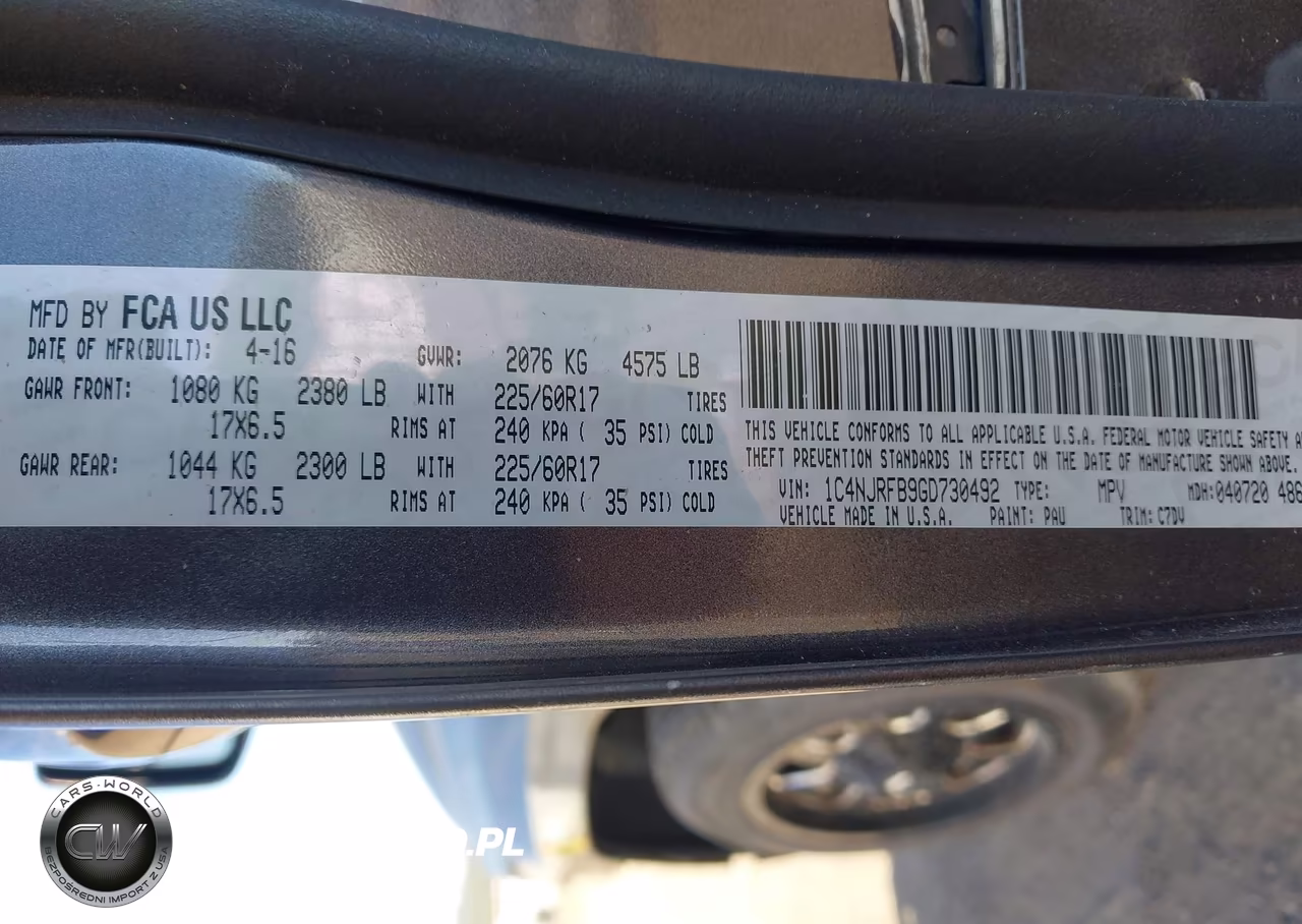 2016 Jeep Patriot Latitude VIN:1C4NJRFB9GD730492 - 9