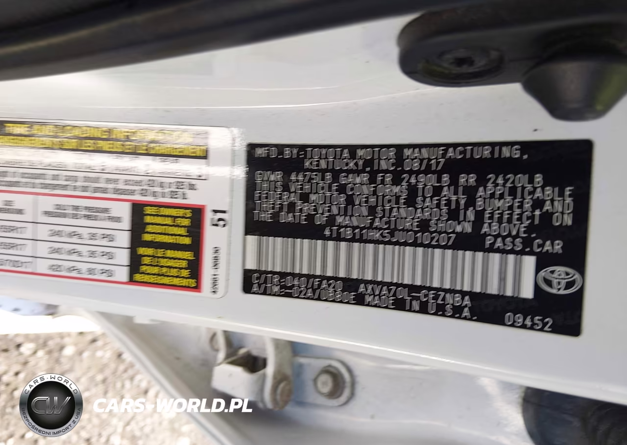2018 Toyota Camry Le VIN:4T1B11HK5JU010207 - 9
