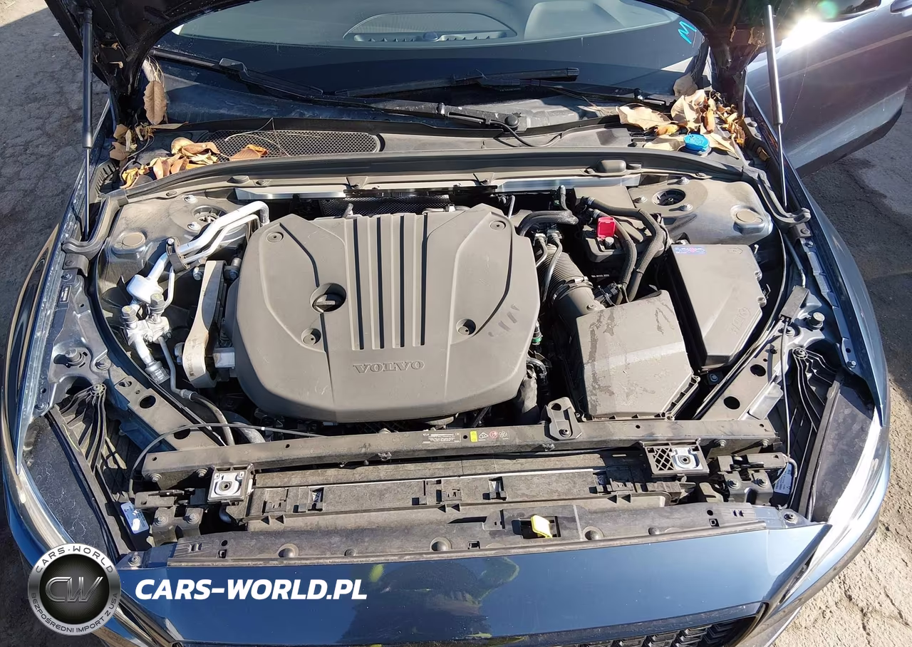 2024 Volvo S60 B5 Core Dark Theme VIN:7JRL12FK6RG325109 - 10