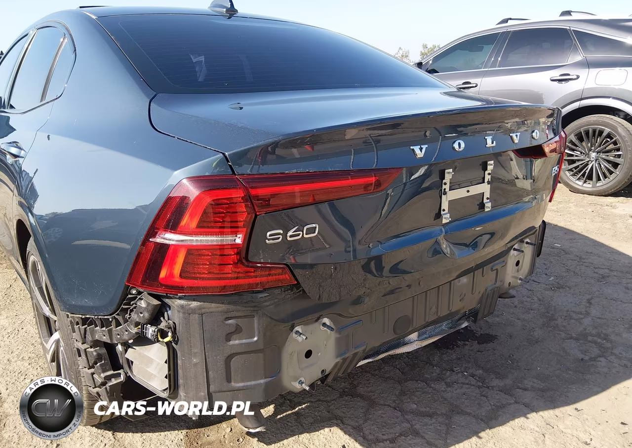 2024 Volvo S60 B5 Core Dark Theme VIN:7JRL12FK6RG325109 - 18