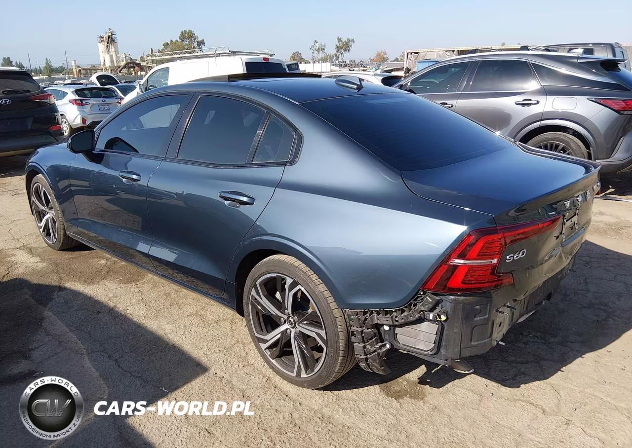 2024 Volvo S60 B5 Core Dark Theme VIN:7JRL12FK6RG325109 - 3