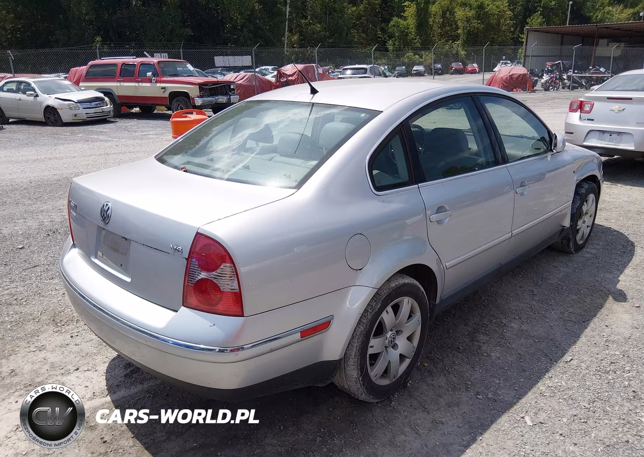2003 Volkswagen Passat Glx VIN:WVWRH63B03P244856 - 4