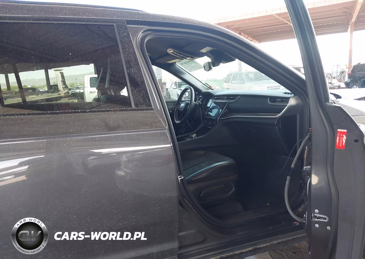 2022 Jeep Grand Cherokee L Altitude 4X2 VIN:1C4RJJAG7N8592205 - 5