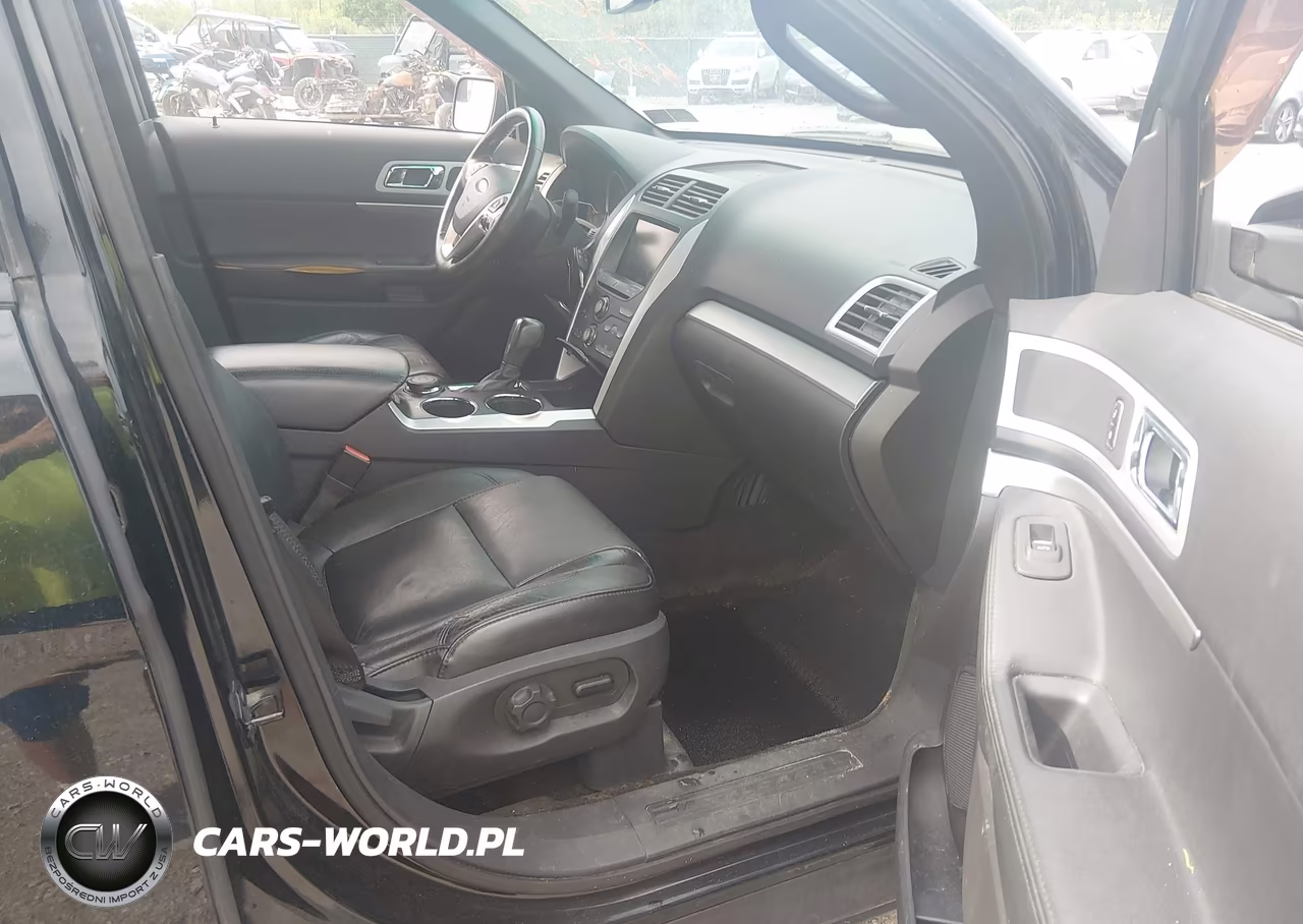 2012 Ford Explorer Xlt VIN:1FMHK8D81CGA15111 - 5