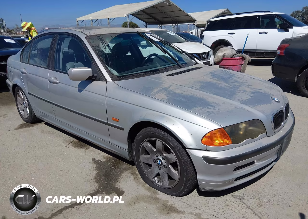 2000 BMW 323I