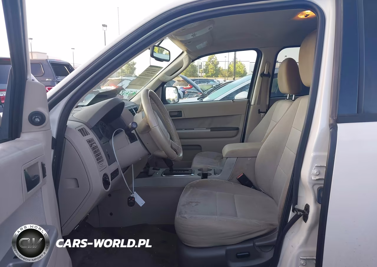2011 Ford Escape Hybrid VIN:1FMCU4K37BKC63704 - 5