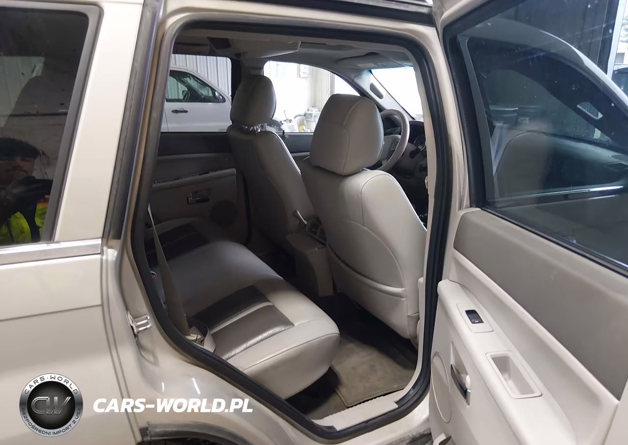 2007 Jeep Grand Cherokee Limited VIN:1J8HR58267C684226 - 8