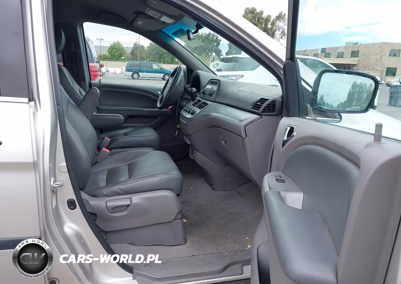 2008 Honda Odyssey Lx VIN:5FNRL38248B037068 - 5