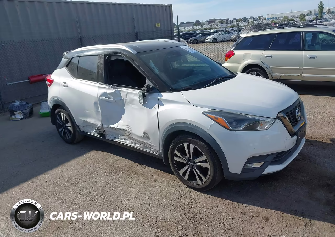 2020 Nissan Kicks Sr Xtronic Cvt