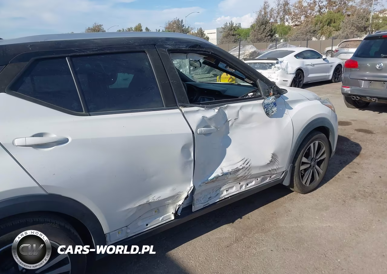 2020 Nissan Kicks Sr Xtronic Cvt VIN:3N1CP5DV8LL532831 - 13