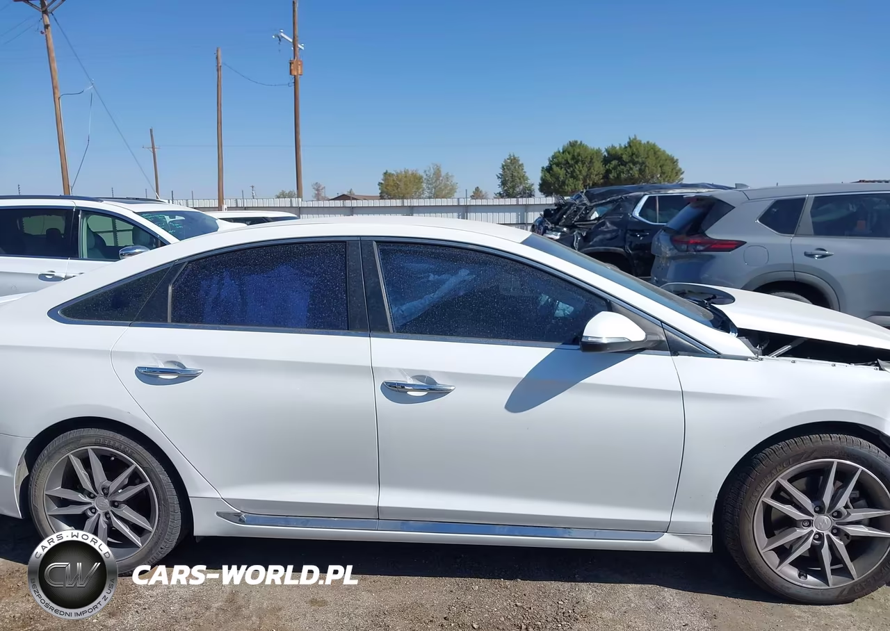 2015 Hyundai Sonata Sport 2.0T VIN:5NPE34AB3FH086758 - 14