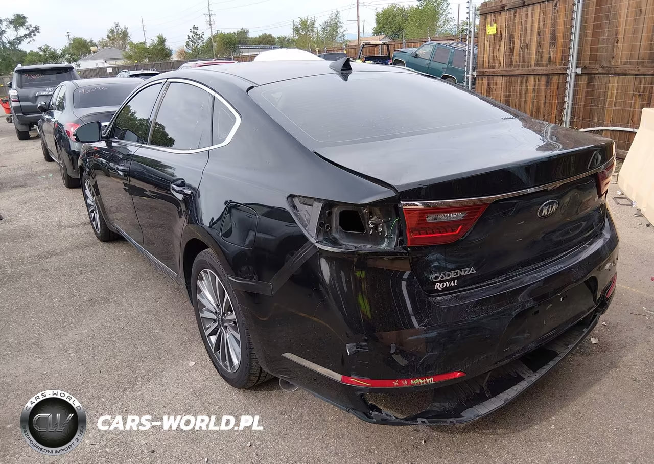2017 Kia Cadenza Premium VIN:KNALB4J16H5094130 - 3